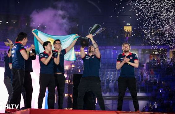 到他带领球 到他带领球